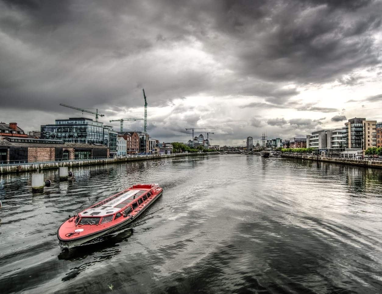 liffey river dublin ireland hdr