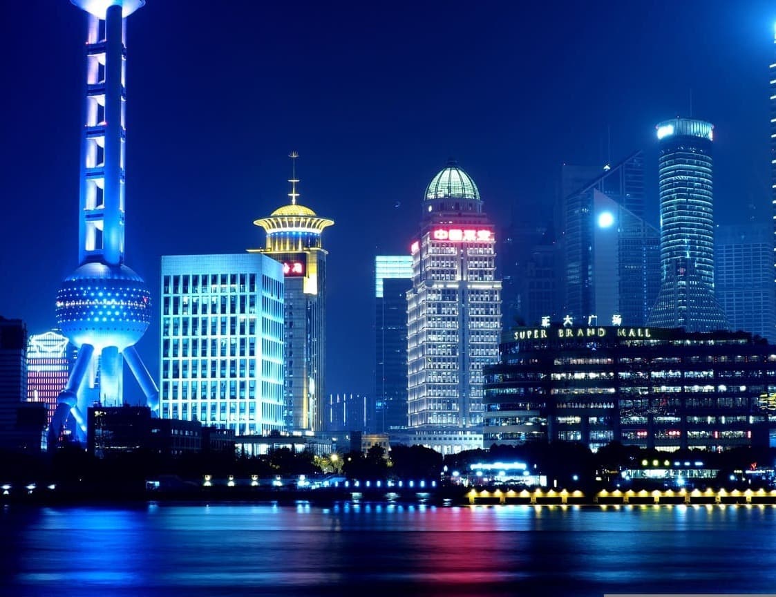 shanghai oriental pearl night view